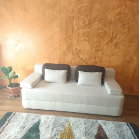 Апартаменти Nico's Apartament Брашов